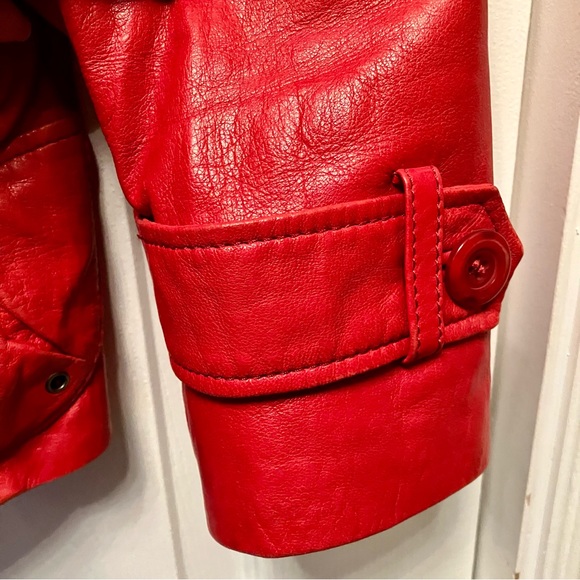 Danier Genuine Lambskin Soft Leather Jacket in vibrant red Size Large - Picture 5 of 16